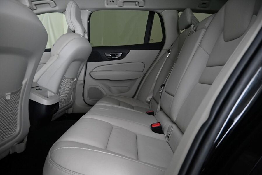 Volvo V60 Cross Country vaihtoauto