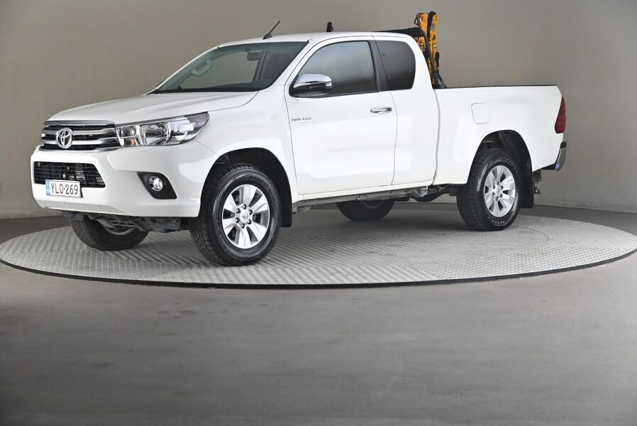 Toyota Hilux vaihtoauto