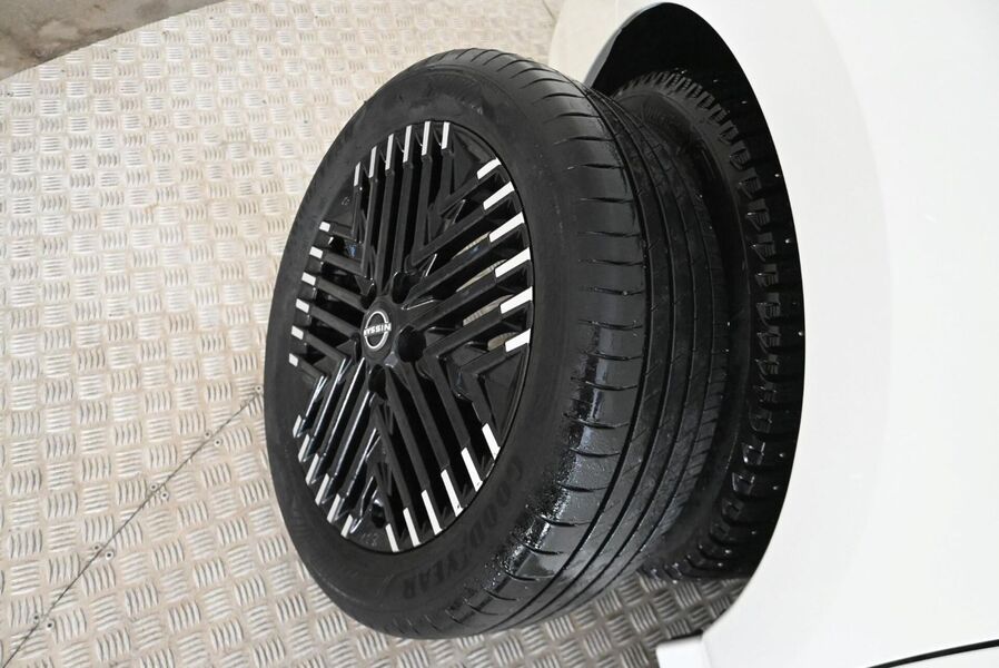 Nissan Leaf vaihtoauto