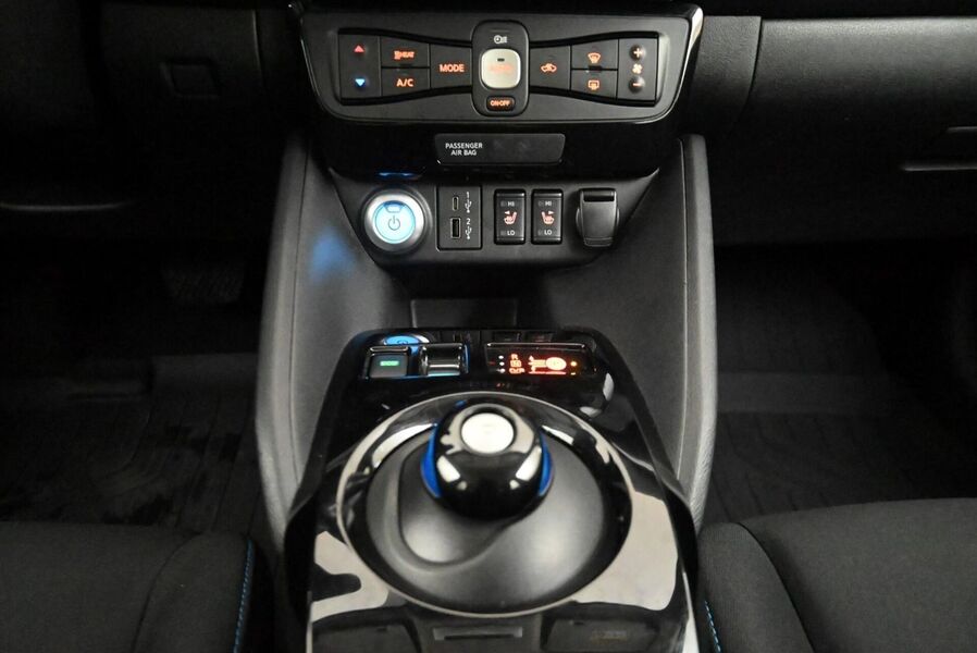 Nissan Leaf vaihtoauto