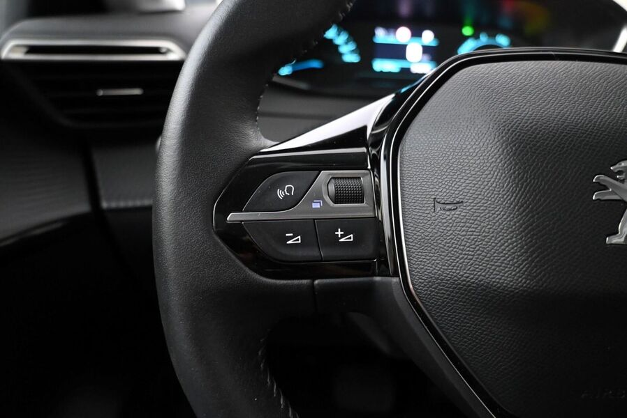 Peugeot e-208 vaihtoauto