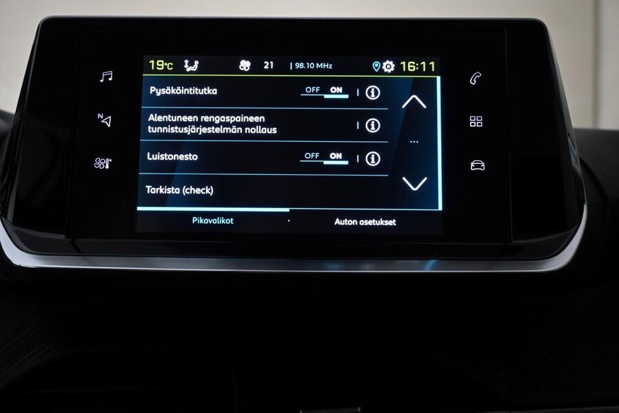 Peugeot e-208 vaihtoauto