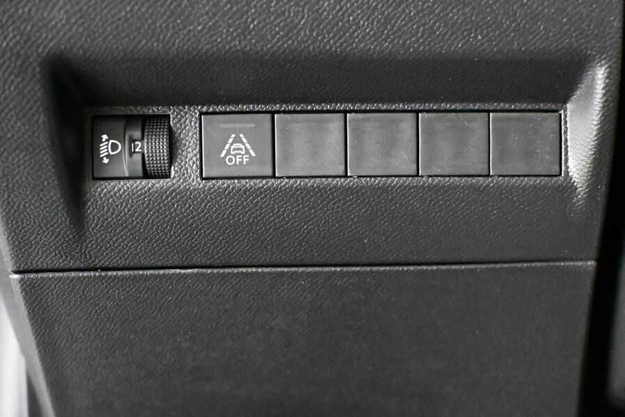 Peugeot e-208 vaihtoauto