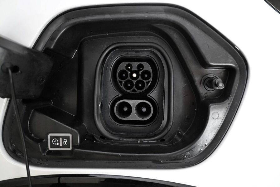 Peugeot e-208 vaihtoauto