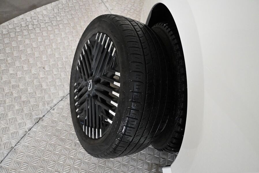 Nissan Leaf vaihtoauto