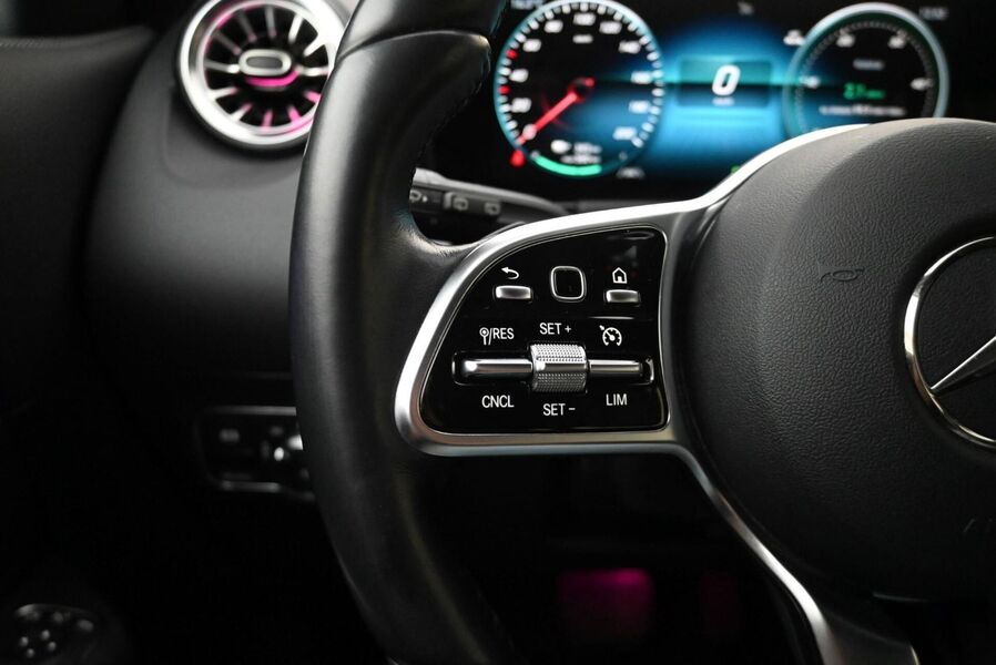 Mercedes-Benz EQA vaihtoauto