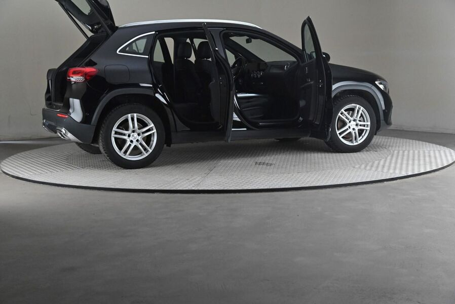 Mercedes-Benz GLA vaihtoauto