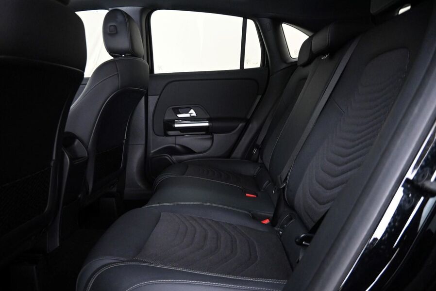 Mercedes-Benz GLA vaihtoauto