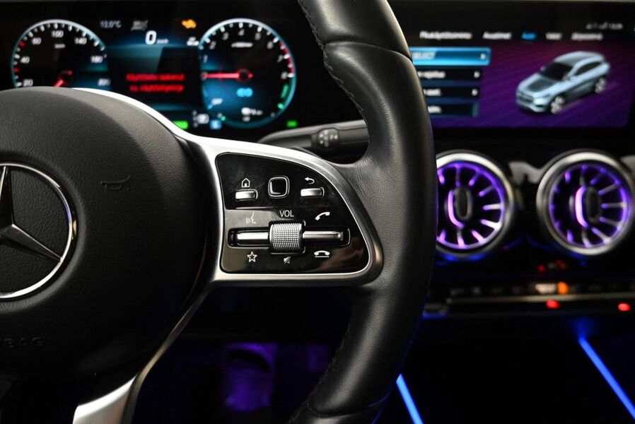 Mercedes-Benz GLA vaihtoauto