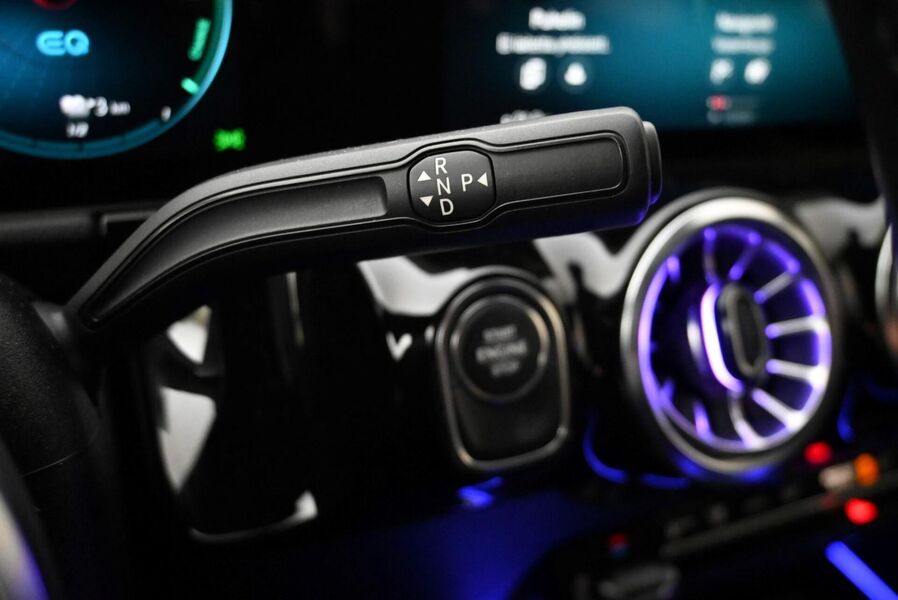 Mercedes-Benz GLA vaihtoauto