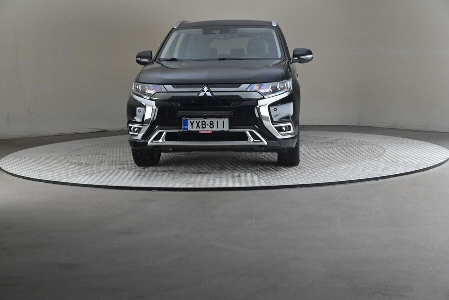 Mitsubishi Outlander PHEV vaihtoauto