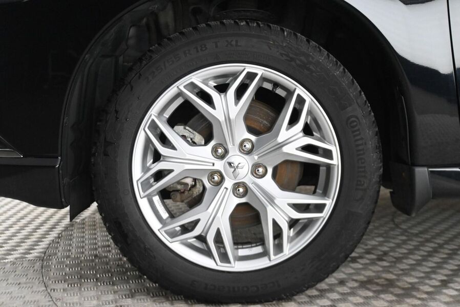 Mitsubishi Outlander PHEV vaihtoauto