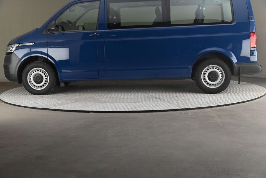 Volkswagen Caravelle vaihtoauto