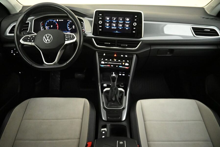 Volkswagen T-Roc vaihtoauto