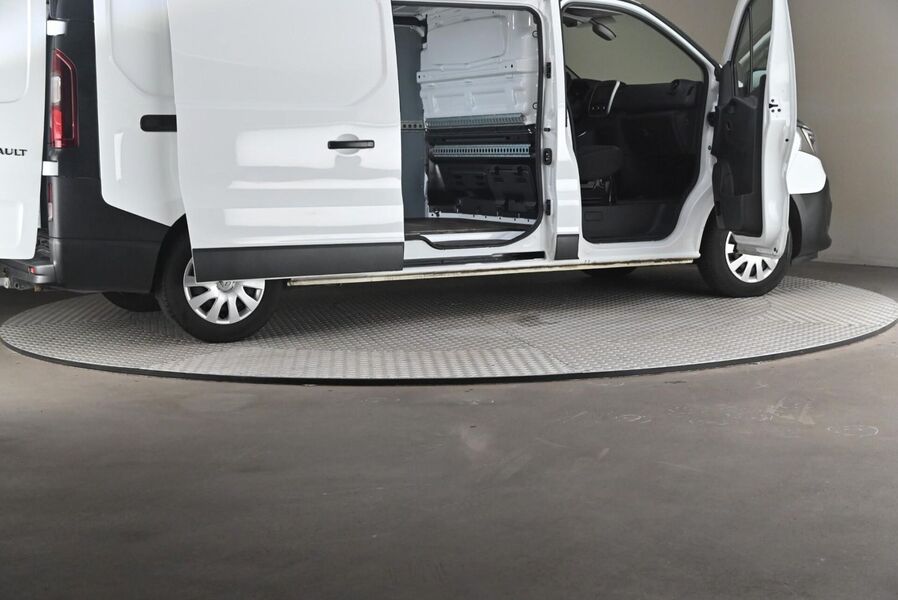 Renault Trafic vaihtoauto