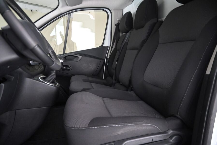 Renault Trafic vaihtoauto