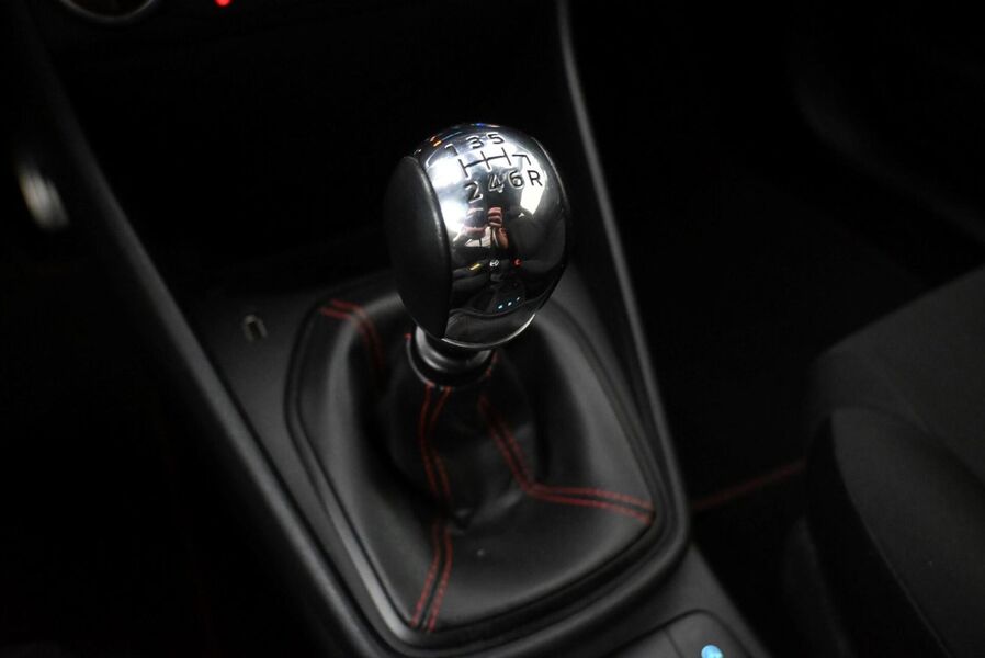 Ford Fiesta Van vaihtoauto