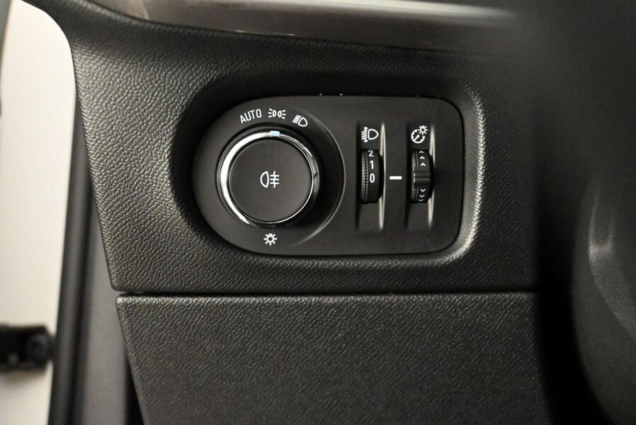 Opel Mokka-e vaihtoauto