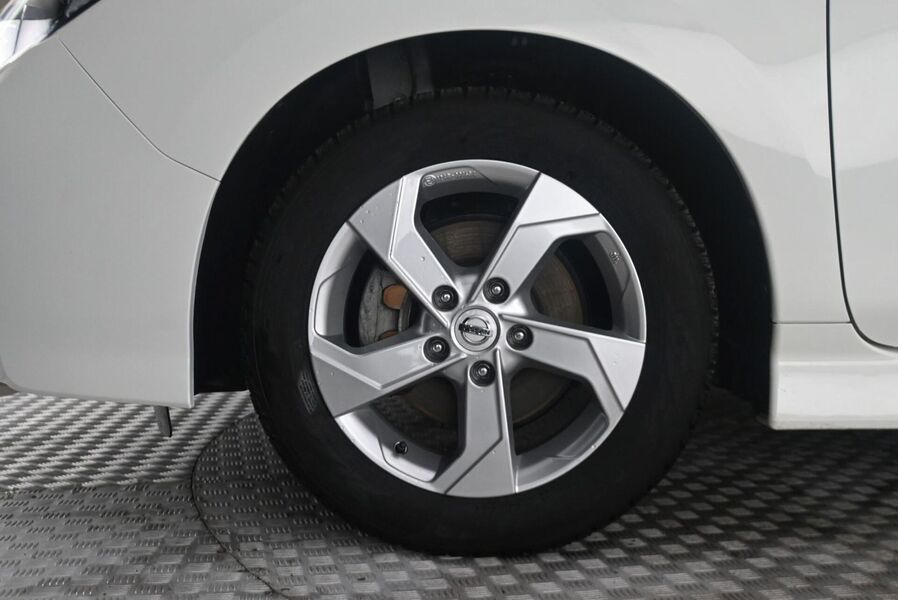 Nissan Leaf vaihtoauto