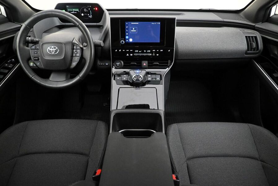 Toyota bZ4X vaihtoauto