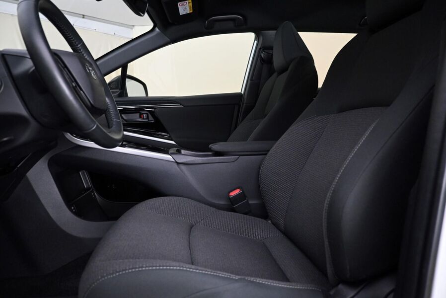 Toyota bZ4X vaihtoauto