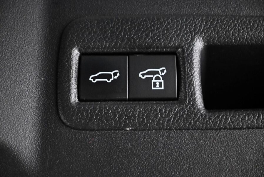 Toyota bZ4X vaihtoauto