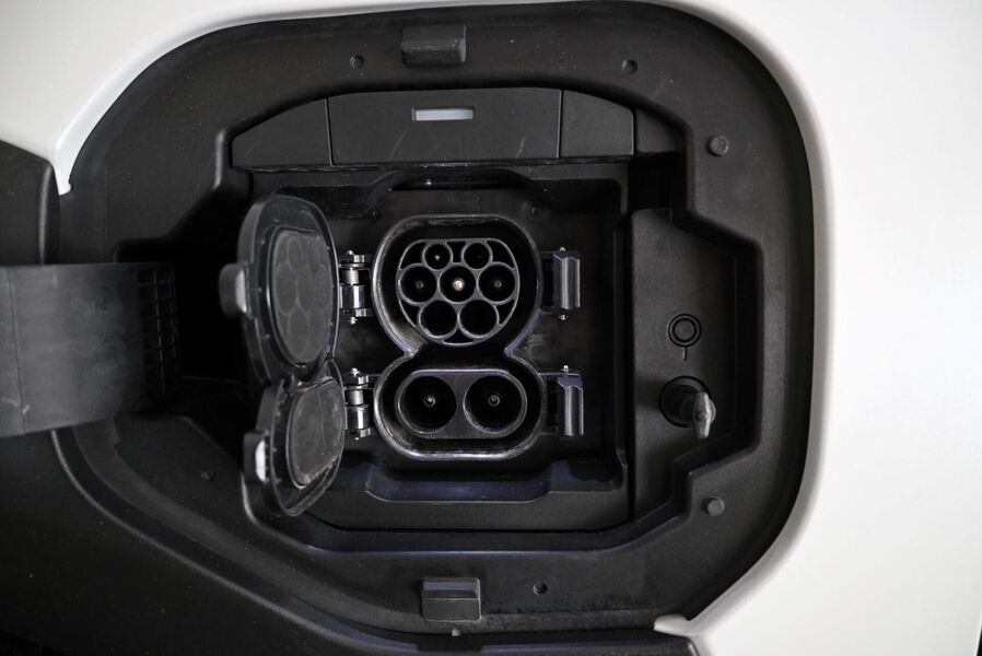 Toyota bZ4X vaihtoauto