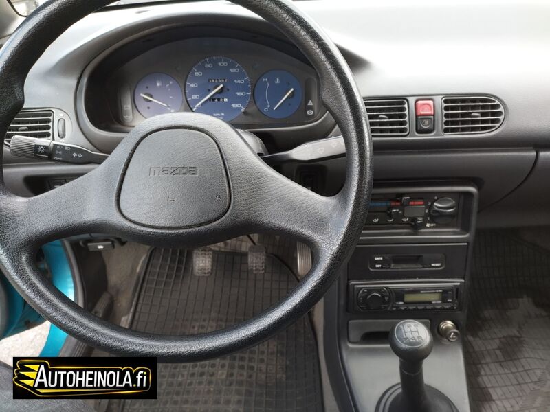 Mazda 121 vaihtoauto