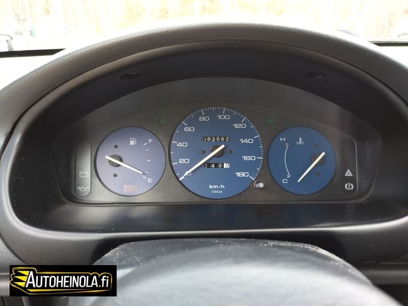 Mazda 121 vaihtoauto