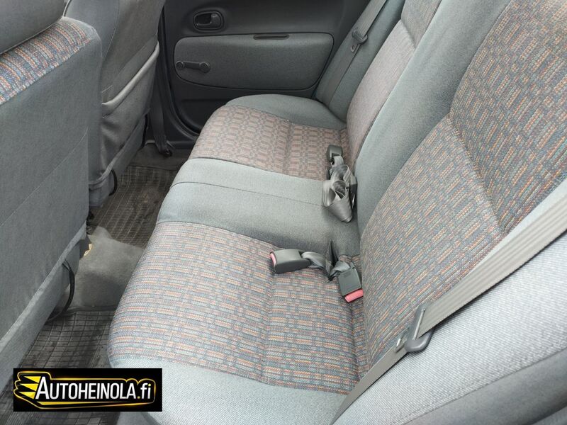 Mazda 121 vaihtoauto