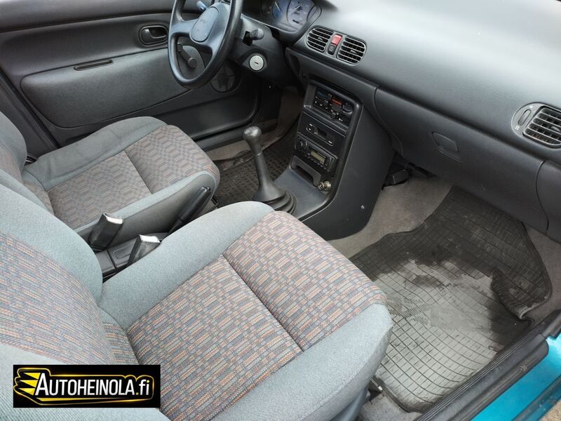 Mazda 121 vaihtoauto