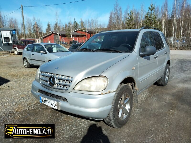 Mercedes-Benz ML vaihtoauto