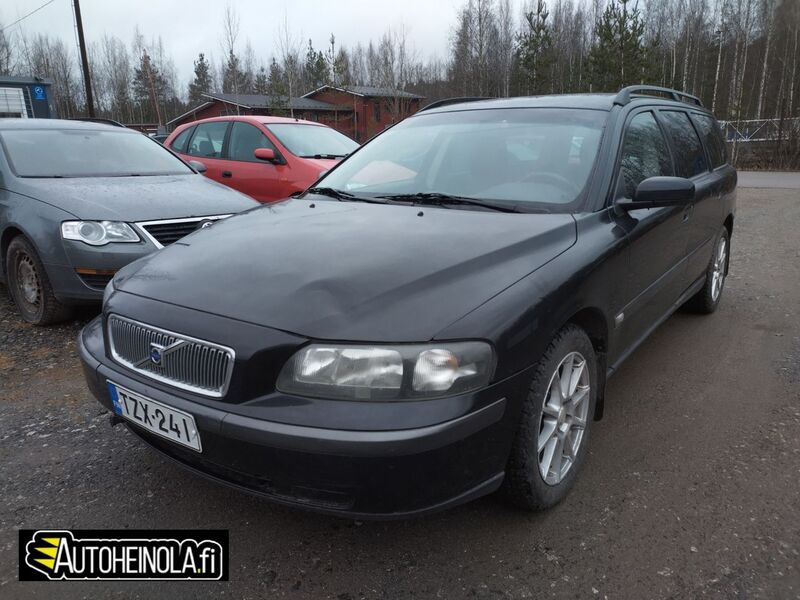 Volvo V70 vaihtoauto
