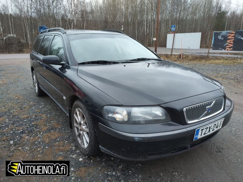 Volvo V70 vaihtoauto