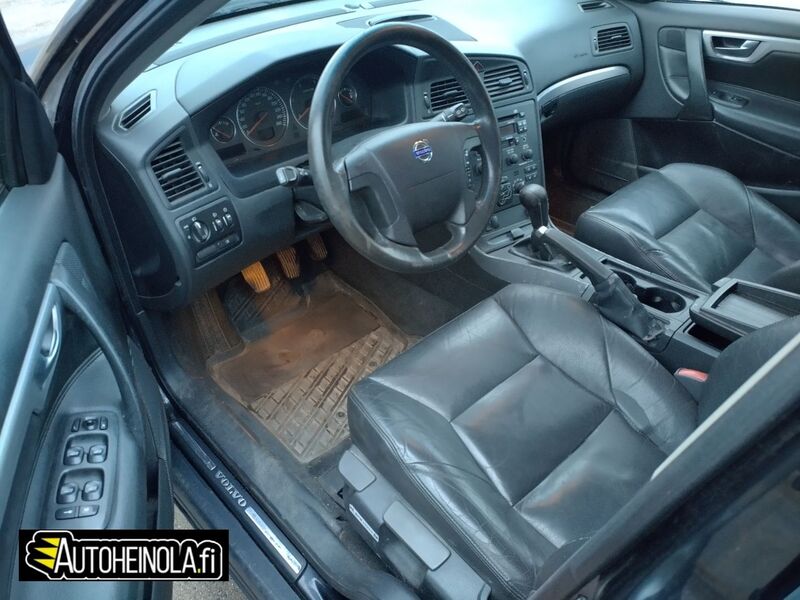 Volvo V70 vaihtoauto