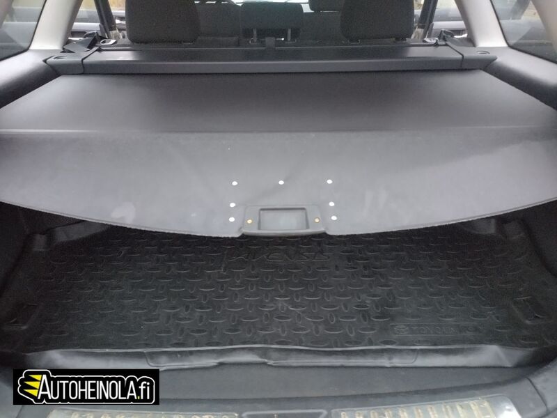 Toyota Avensis vaihtoauto