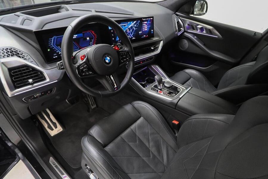 BMW XM vaihtoauto