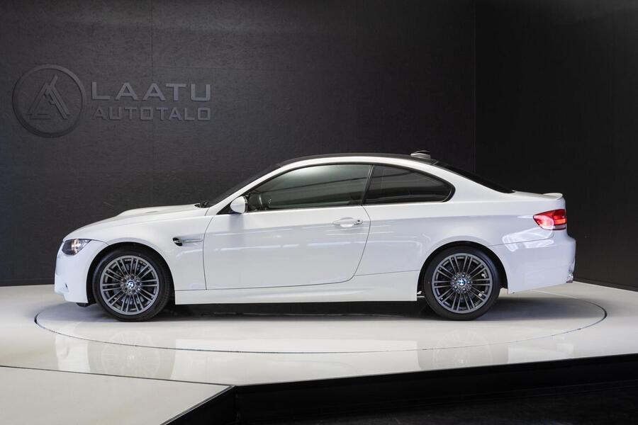 BMW M3 vaihtoauto