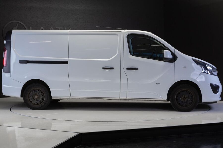 Opel Vivaro vaihtoauto