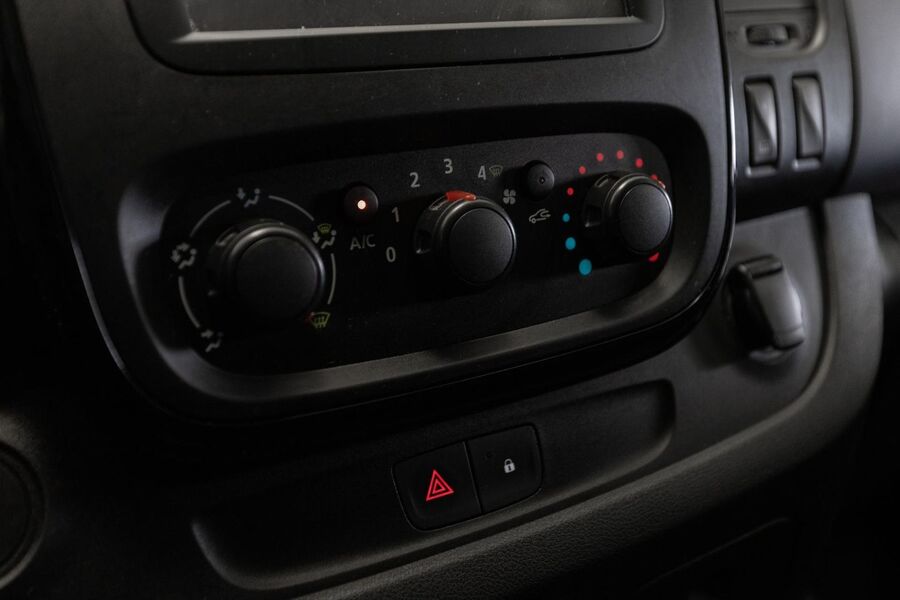 Opel Vivaro vaihtoauto