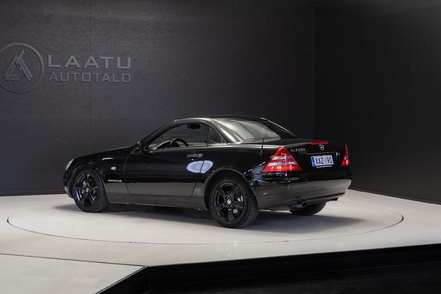 Mercedes-Benz SLK vaihtoauto