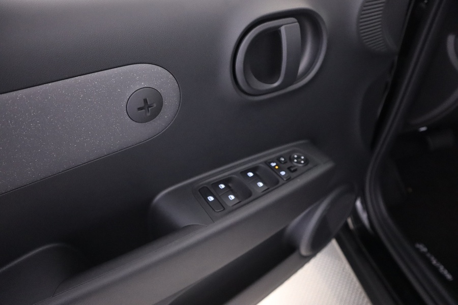 Hyundai INSTER vaihtoauto