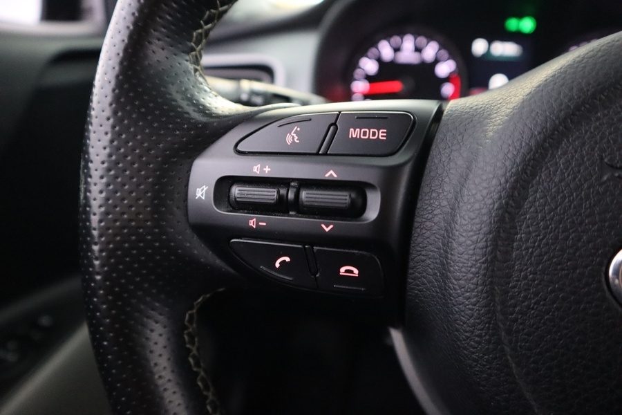 Kia Stonic vaihtoauto