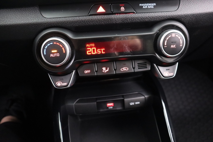 Kia Stonic vaihtoauto