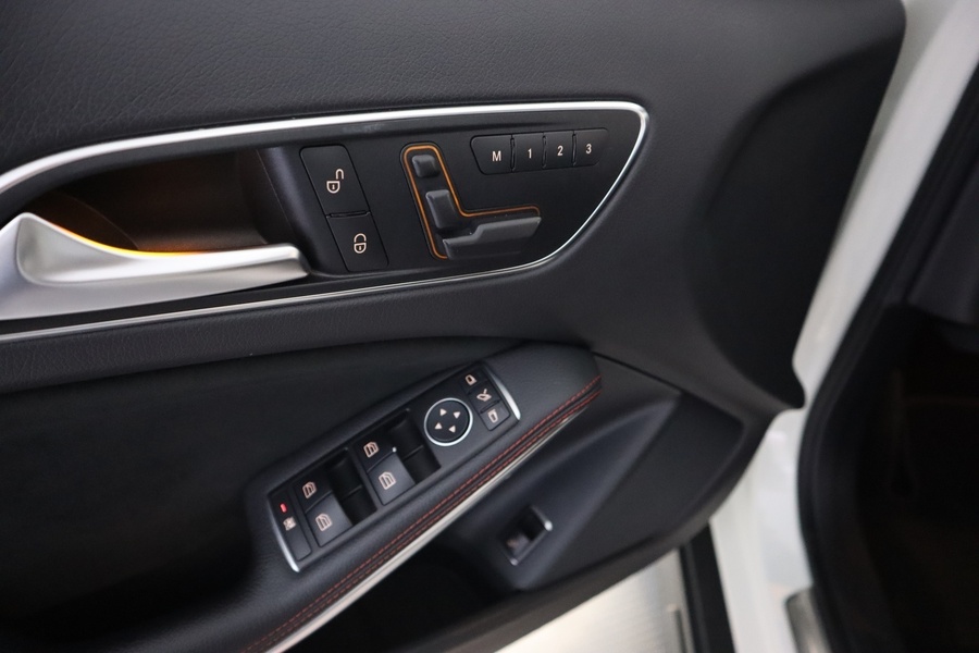 Mercedes-Benz GLA vaihtoauto