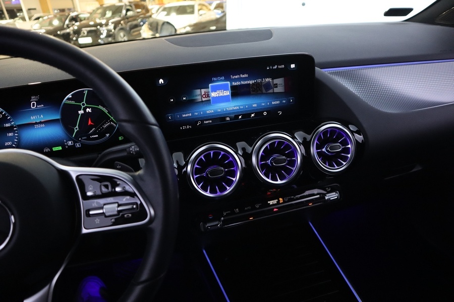 Mercedes-Benz EQA vaihtoauto