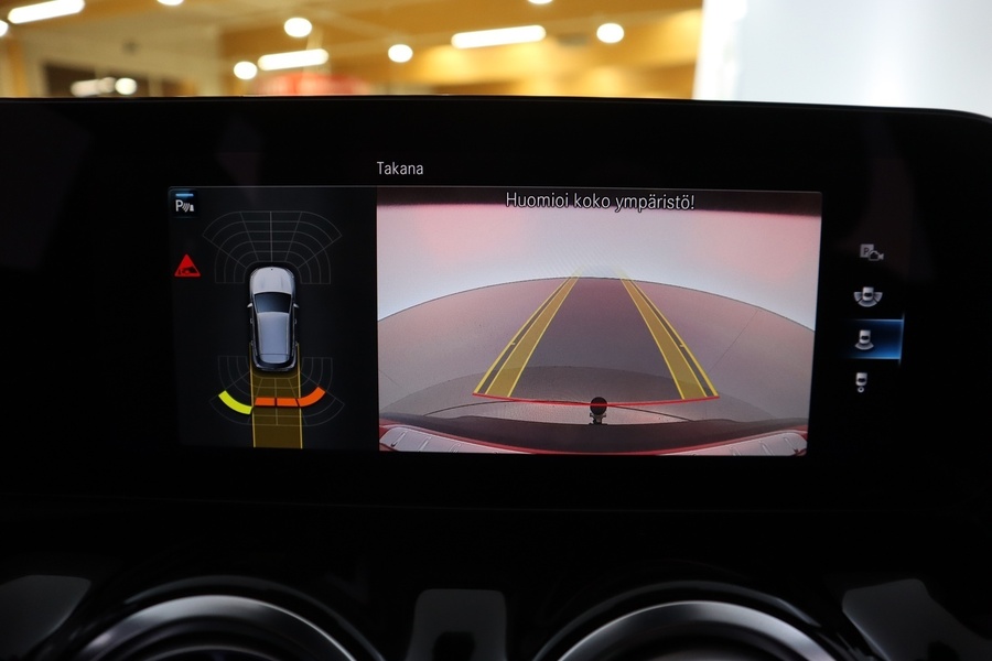 Mercedes-Benz EQA vaihtoauto