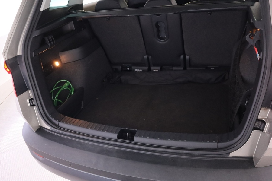 Skoda Karoq vaihtoauto