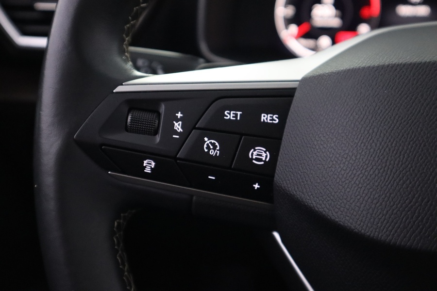 SEAT Leon vaihtoauto