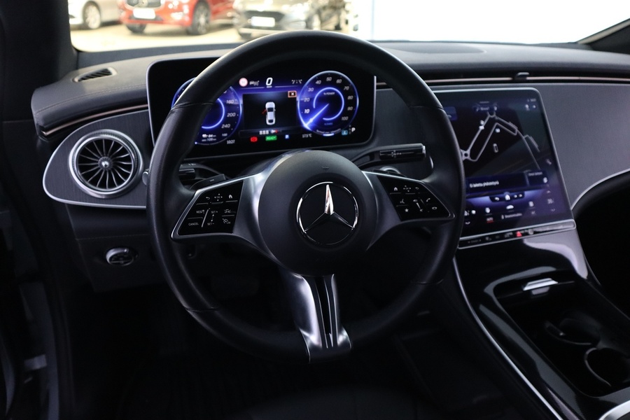 Mercedes-Benz EQE vaihtoauto
